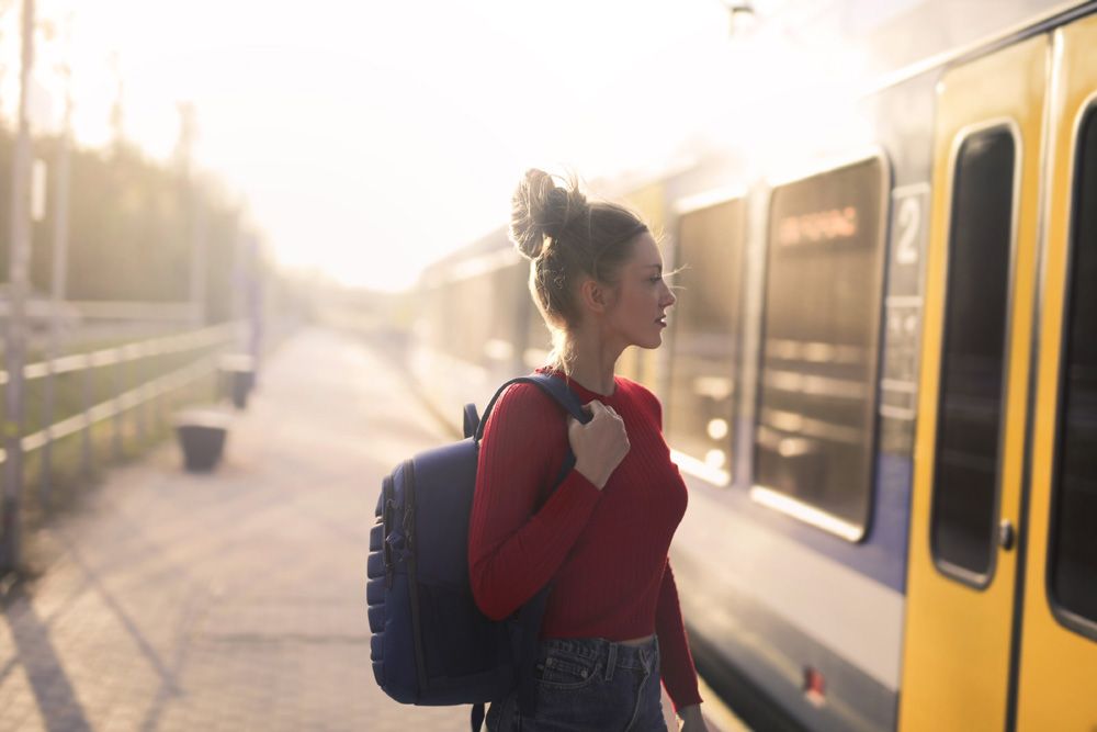 femme qui voyage